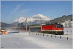 1144.245 fhrt mit Turnuszug D 13417  Alpen Expres  von Utrecht nach Bischofshofen, aufgenommen bei Fieberbrunn, 29.01.2011