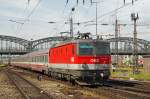 1144 204 fhrt mit dem EC 188 in Mnchen Hbf. ein (Aufnahmedatum 15.09.2009)