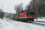 1144 210 mit einem KLV Zug am 04.12.2010 in Aling.