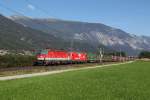 1144 234 + 1216 017 mit einem KLV Zug am 03.10.2012 im Inntal bei Schwaz.