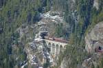 1144 & Railjet beim berqueren des Krauselklause-Viadukt.