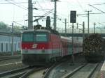 1144 259-7 dient als Schublok fr R5115 Ausfahrt Bhf.Jenbach 061121