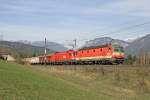 1144.092+1116 mit G-54627 bei der Steinbauer-Wiese mit Rax und Schneeberg im Hintergrund am Eichberg.