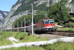 Die 1144 266 im Salzachtal zwischen Golling und Werfen am 01.08.2014