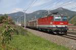 1144 106 mit Güterzug bei Oberaich am 29.08.2014.