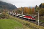 1144 236 mit EC164 (Graz nach Zürich) am 9.11.2014 bei Oberaich.