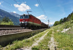 Nachschuss des in Richtung Salzburg fahrenden Erzzuges, mit 1144 212 als Schublok.
Zugloks waren 1216 022-4 und eine 1116. 
Aufgenommen am 22.5.2016 bei der Haltestelle Mühldorf-Möllbrücke.