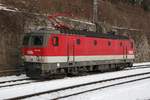 1144 230 abgestellt in Leoben Hbf. am 19.01.2017.