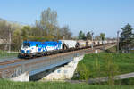 WLC 1193 980 war am 25.04.2021 mit dem Getreidezug von Korneuburg in Richtung Süden unterwegs. Die Aufnahme entstand kurz vor Bisamberg.