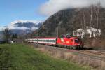 1216 017 mit EC 85 am 16.11.2013 bei Campo di Trens an der Brennersüdrampe.