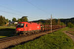 Im letzten Abendlicht des 09. Mai 2021 war der 49418 mit der 1216 145 von Spielfeld-Straß nach Breclav unterwegs und wurde von mir in Wagna fotografiert.