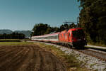 �BB 1216 147 am 24.08.2026 mit dem EuroCity  Mimara  bei Gode�ič, nahe �kofja Loka.
 
——————
 
Zug: EC 115  Mimara 
Laufweg: M�nchen Hbf ➤ Salzburg Hbf ➤ Villach Hbf ➤ Jesenice ➤ Ljubljana ➤ Zidani Most ➤ Dobova ➤ Zagreb Glavni kol.