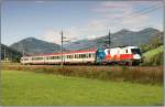 EM-Taurus 1216 226 Tschechien fhrt mit EC 101  Joze Plecnik  von Prag nach Laibach.
Mautern 28.09.2008