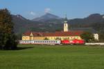 1216 011 mit EC 83 am 02.10.2011 am Kloster Reisach in Niederaudorf.