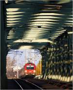 Brckeneinblick zu EC 77; Wien/Stadlauer Ostbahnbrcke, 12.11.11