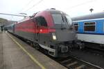 Ein Railjet nach Graz mit der 1216, Inventarnummer 230 steht in Decin h.l.n.