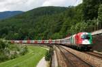 29.6.08 Die EM bringt nicht nur mehr Farbe auf die Schienen auch mehr Zge! Am heutigen Tag wurde ein Sonderzug von Villach Wien in Verkehr gesetzt, welcher von der Italien EM Lok bespannt wurde.