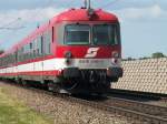6010 018-7, Schnellzug von Linz Hbf kommend,Streckenteil Ansfelden-Nettingsdorf, Minolta Dimage Z3, 18.6.2005