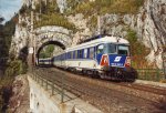 4010.007 als IC-550 beim verlassen des Kleinen Krausel-Tunnels am 12.10.91