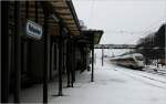 Nach wie vor werden einige ICEs ber die alte Weststrecke umgeleitet, wodurch sich die Mglichkeit ergibt, diese im schnen Bahnhof Rekawinkel zu fotografieren...