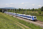 Dank der Baustelle für die neue Brücke über die Südbahn bei Bad Vöslau,gelang dieses Foto des 4020 Tandems mit dem führenden 244 als S-3 am 8.6.18