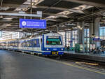 Wien. Die Schnellbahn-Legende 4020 302 ist hier am 16.02.2024 fertig abgefertigt in Wien-Praterstern.