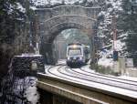 Am 29.11.2008 war 4020 260 im Pendelverkehr am Semmering eingeteilt, hier passiert er soeben den Krausel Tunnel.
