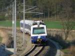 Die 4020 231-9 befindet sich gerade zwischen den Bahnhaltestellen Hrersdorf und Frttingsdorf.