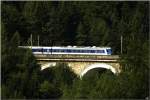 4020 251 fhrt als R 2953 von Payerbach-Reichenau nach Mrzzuschlag.
Kalte Rinne Semmering 05.09.2009