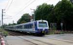 4020 251-2 mit einer weiteren 4020 am Bahnbergang Hietzinger Hauptstrae/Wien. 28.5.10