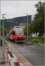 Bei all den vielen Flirts landauf landab, bietet die ÖBB  Ente  4024 032-7 der S-Bahn Vorarlberg eine echte Abweschlung.