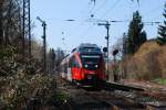 Ein BB 4024 hat am 20.03.11 gerade die Lindauer Insel verlassen und strebt an den alten Formsignalen vorbei in Richtung des Gterbahnhofs in Lindau-Reutin und weiter nach sterreich.