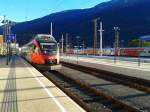 4024 124-2 als S1 4241 (Friesach - Spittal-Millstättersee (ab hier als R) - Lienz) am 20.9.2015 bei der Einfahrt in Spittal-Millstättersee.