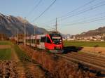 Der 4024 095 nach Telfs Pfaffenhofen am 31.10.2015 unterwegs bei Schwaz.