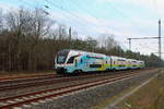 Ab heute neu auf der Strecke und noch im Westbahn-Look, der IC 2176 von Dresden Hbf nach Rostock Hbf am 08.03.2020 in Nassenheide.