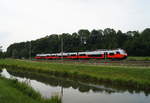 Ein 4744 der ÖBB passiert als REX 3917 auf der Fahrt von Linz Hbf nach Spital am Pyhrn die Krems bei Wartberg, 08.07.2019.