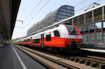 ÖBB 4746 063 + 4746 017 // Aufgenommen auf der oberen Ebene der Station Wien Handelskai.