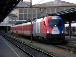 Der französische EM-Taurus (1116 003) wird in wenigen Minuten mit dem ER 9433 den Wiener Ostbahnhof in die ungarische Stadt Györ verlassen (9.3.2008).