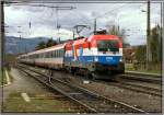 EM-Taurus 1116 041 Niederlande fhrt mit EC 536  Jacques Lemans  von Villach nach Wien.
11.04.2008