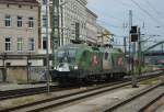 1116 264-1  Euromotion  fhrt an seinen bereitgestellten OIC 403  Saris  nach Kosice.