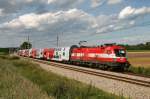 21.7.09 Dass sich die 005er auch einmal auf die Nordbahn traut, ansonsten pendeln die paprika Loks ja meist auf den Audi Zügen zwischen Györ und Ingolstadt.