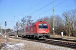 1216 011 ist mit dem EC 87 auf dem Weg nach Venezia Santa Lucia.Durchfahrt in A�ling am 26.1.2012.