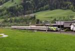 1116 141-3 des City Airport Trains ist am 4.5.2013 mit OIC ``Hotel IBIS`` Innsbruck-Wien West zwischen Wrgl und Hopfgarten auf der Giselabahn unterwegs.