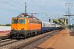 Northrail 1142 579, unterwegs mit einem Sonderzug nach Hegyeshalom in Wien Praterkai.