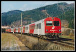Nachschuss auf Steuerwagen 8075 079 in Kindberg am 6.03.1998.