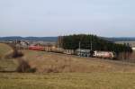 1116 250 (Mozart) mit einem Gterzug vor Pndorf (28.02.2008)