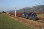 Werbelok 1116 126  Licht ins Dunkel  f�hrt mit Erzleerzug 47407 von Donawitz nach Spielfeld-Strass. 
Niklasdorf 7.3.2011