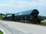 Tadnpss (Salzbaron) stehen am Hafen Ennsdorf zur Entladung bereit 2006-06-14
