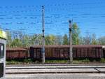 Gabs-R-,31 81 181 1 009-3; sowie weitere altehrwürdige Gegenstände zieren das Bahnhofsgelände in Timelkam; 260501
