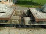 Kupplungsdetail der IRR Flachwagen.(auch Plattwagen genannt)Nicht gerade das modernste,aber die Bahn ist auch schon ber 100 Jahre alt.Steinbruch Koblach 28.09.05